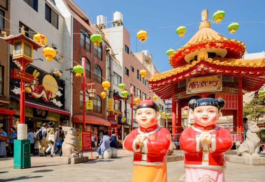 1-Day Walking Tour around Kobe : Mountains, Sea and Sake - The day’s rhythm: time, walking, and why shoes win