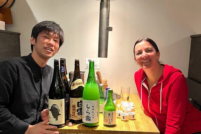 10 kinds Sake Tasting Experience in Tsukiji with local!! - Where You Meet (and Why That Location Helps)