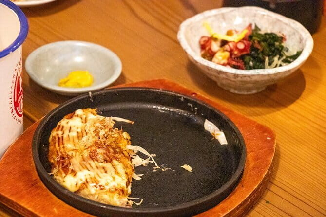 All-You-Can-Drink Bar Hopping Tour in Ueno - Why Ueno at 6:00 pm feels calmer than you expect