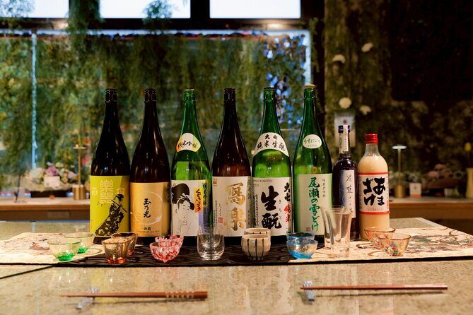 Cherry blossom & Japanese Sake Tasting in Shinjuku - Where You Start in Shinjuku: the Flower-Front Meeting Spot