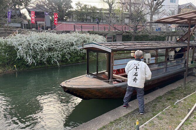 Fushimi Kyoto Walking Tour with Sake Tasting and Canal Boat Ride - Stop 3: Gekkeikan Ōkura Sake Museum—brewing tools plus a tasting you can judge
