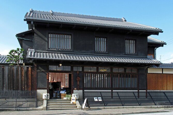Fushimi Kyoto Walking Tour with Sake Tasting and Canal Boat Ride - What the small group (max 9) changes for you