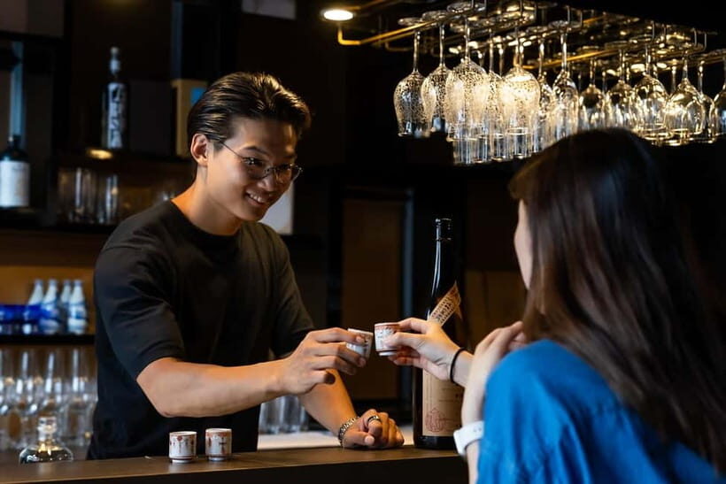 Ginza, Tokyo: Sake Experience with traditional vessels - Why three sake types make sense for first-timers