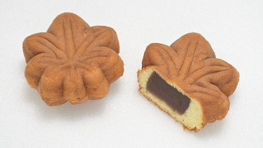 Momiji manju maple-leaf-shaped cakes filled with red bean paste