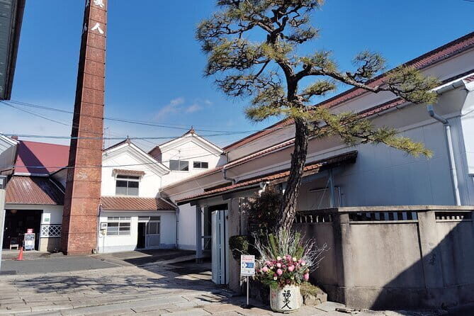 Hiroshima Saijo Sake Tasting Guided Tour - 7 Breweries in 2 Hours - First stop: Saijosakagura-dori Street and the seven-brewery taste test
