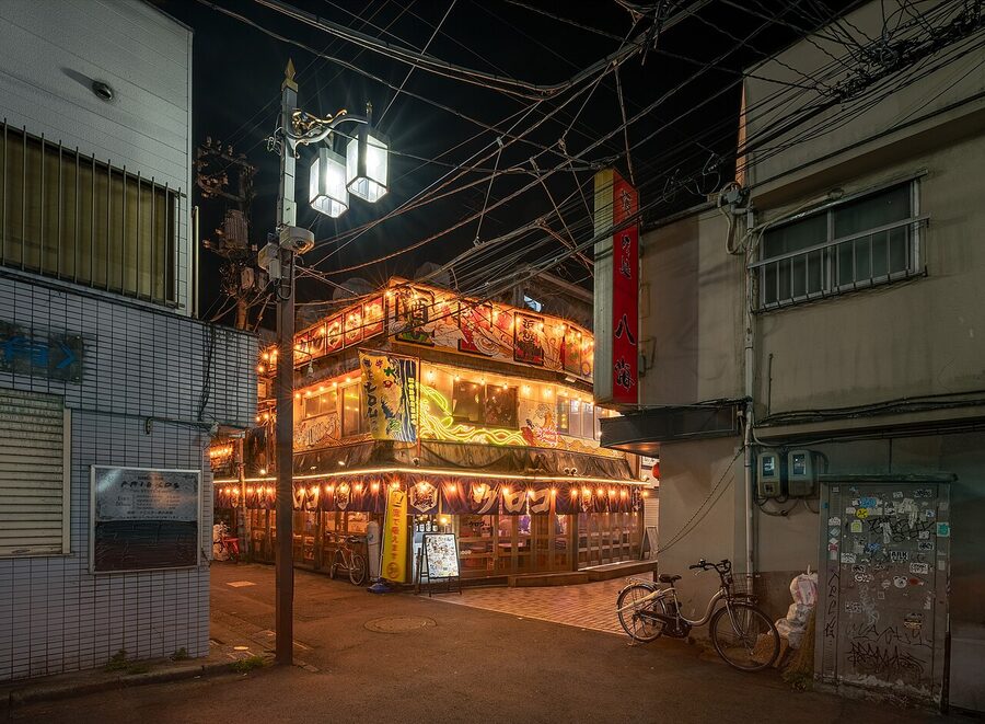 A neighbourhood izakaya counter in Nakano, Tokyo