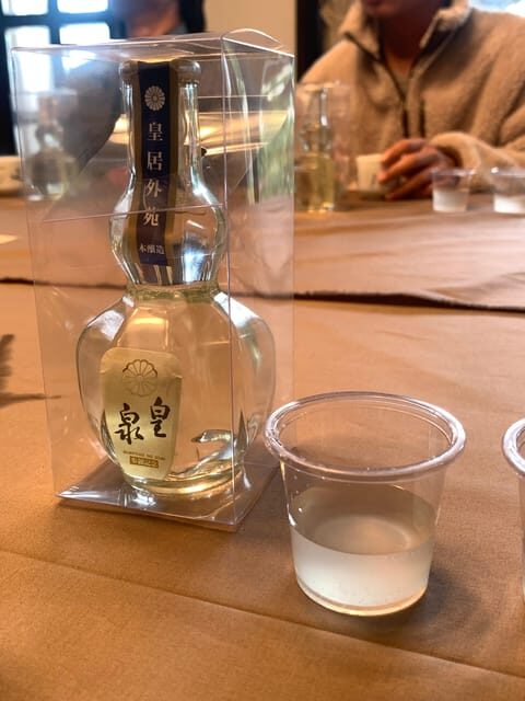 Kobe: Sake Brewery Tour with Tasting and Kobe Beef Bites - Kobe beef nigiri: tasty, but plan around the portion size