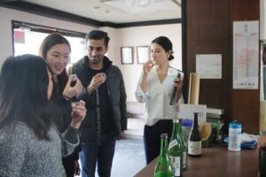 KOBE Sake Tasting Tour at Breweries (tasting fee included) - Stop 1 at Kobe Shushinkan: Fukuju craft since 1751