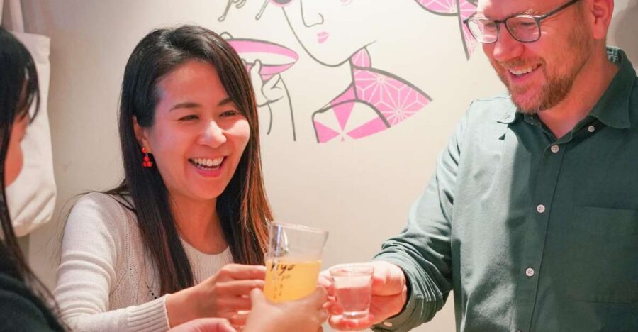 Kyoto : Bar Hopping Tour in Pontocho Alley at Night - Pontocho After Dark: the Kyoto night you’ll actually feel