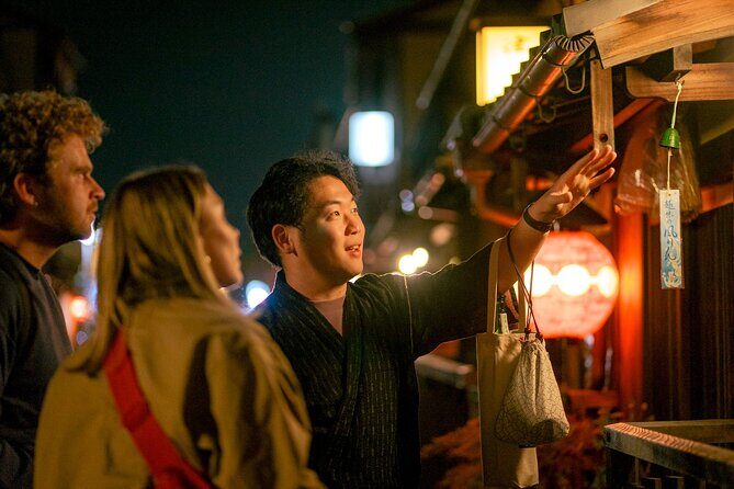 Kyoto: Gion Geisha District & Sake-in-Hand Walking Tour - Ninenzaka, Sannenzaka, and Nene-no-Michi: Old Stone Lanes at Night