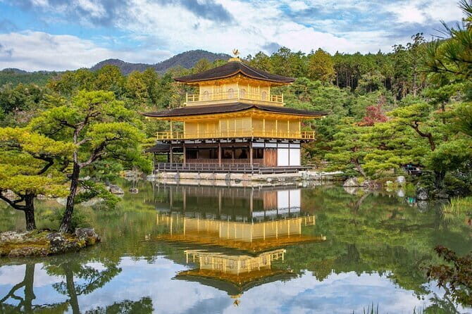 Kyoto Half Day Yamazaki Whisky Museum and Asahi Art Museum - Stop 2: Yamazaki Whisky Museum (Shopping Time + History Focus)