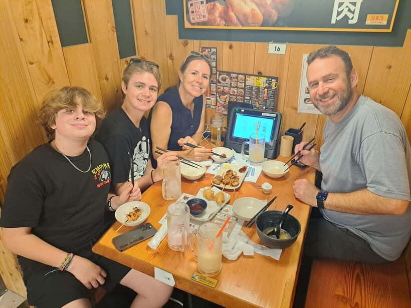 Kyoto: Izakaya Nightlife Tour with Local Guide - Minamiza meeting point: get oriented fast