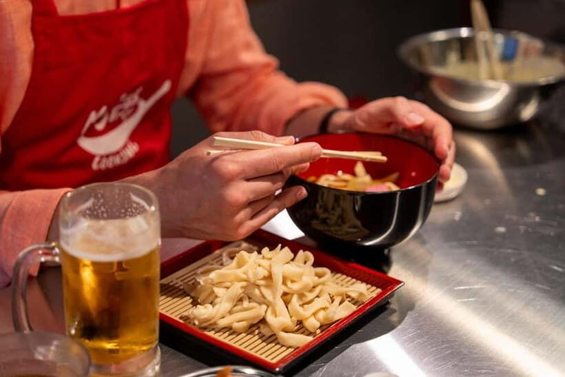 Kyoto Udon & Tempura Cooking Class with Professional Chefs - Tempura frying: crisp technique, heat control, and your own golden bites