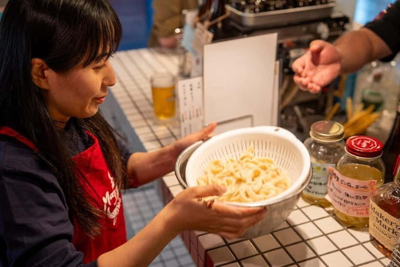 Kyoto Udon & Tempura Cooking Class with Professional Chefs - Meeting point at Kyoto Kawaramachi: quick access near two stations
