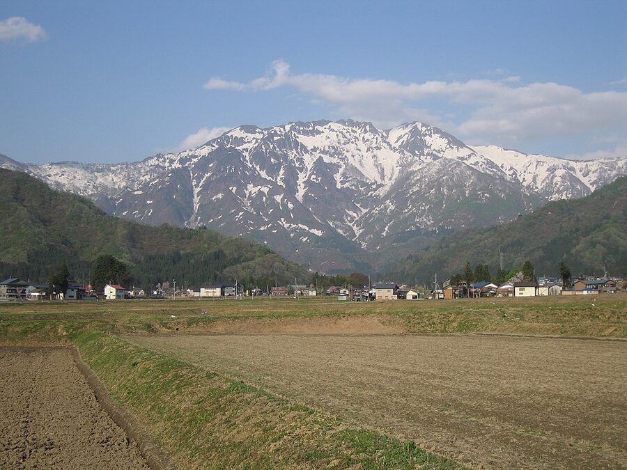 Mount Hakkai winter ridge view, Niigata