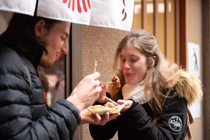 Nishiki Market, Private Sushi class & Sake Tasting in Townhouse - Inside the Kyomachiya: how the sake tasting sets the tone