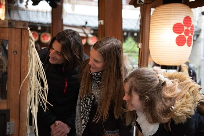 Nishiki Market, Private Sushi class & Sake Tasting in Townhouse - Price and value: what $121.84 buys you in Kyoto