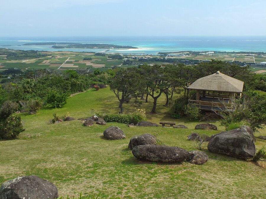 View from Kumejima toward Hatenohama sandbar