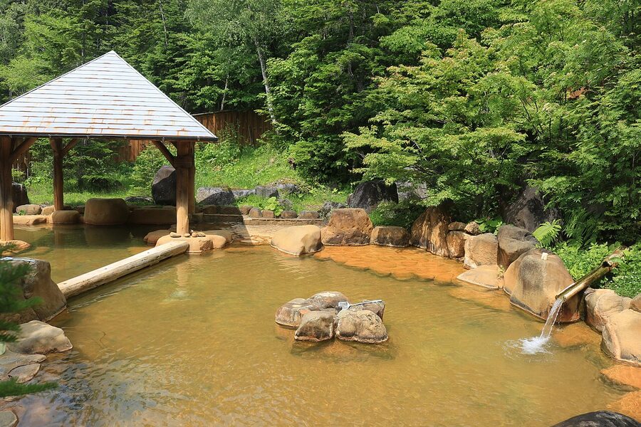 Outdoor bath at Nigorigo Onsen Gifu