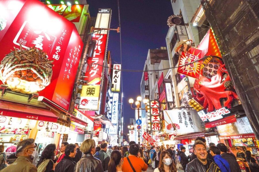 Osaka: Bar-Hopping Night Tour in Namba - Drinks, food variety, and how to plan your appetite