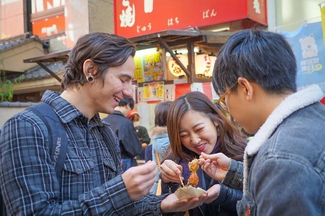 Osaka: Private Food Tour & Bar Hopping in Namba - The bar hopping style: more street-smart than party-heavy