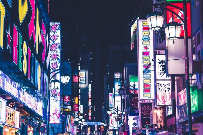 Private Shinjuku Nightlife Walking Tour & Golden-Gai Bar Crawl - How to make the meeting and start smooth