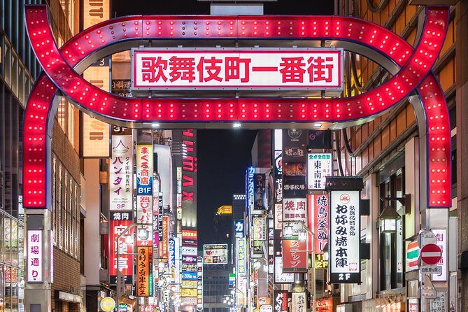 Private Shinjuku Nightlife Walking Tour & Golden-Gai Bar Crawl - Kabukicho neon and the red-light district atmosphere (and why it matters)