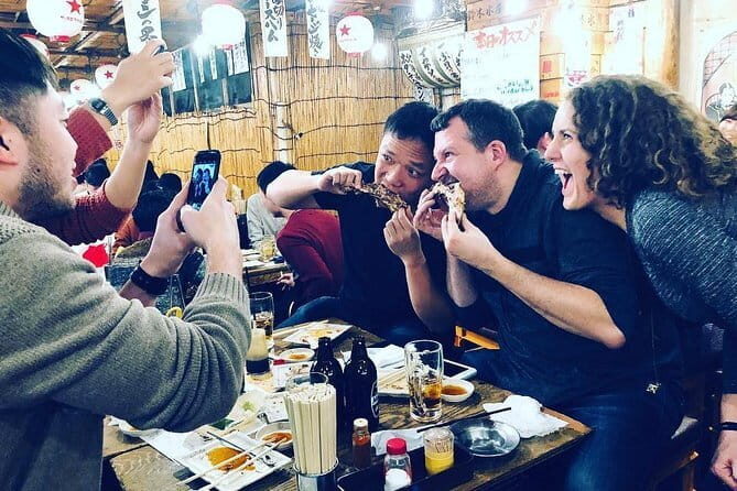 [Private]Shinjuku Golden Gai Bar Hopping w/ Japanese Local Guide - Making the most of Golden Gai and Omoide Yokocho