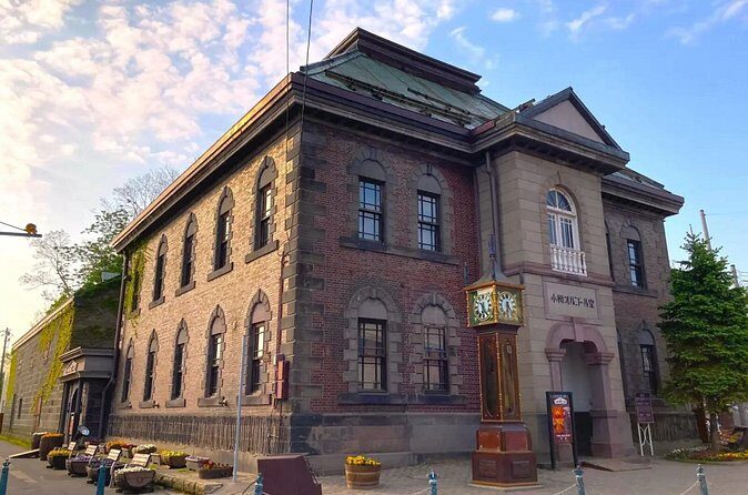 Sapporo Tour in the Port City of Otaru and Local beer brewery - Sakaimachi Street + Kitaichi Glass III: craft shopping without the guesswork