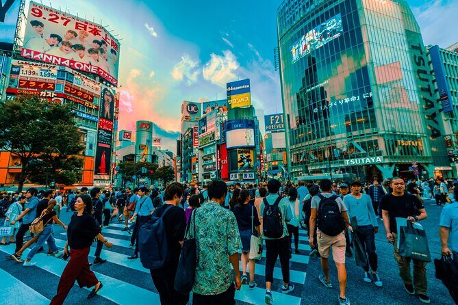 Shibuya Bar Hopping Adventure Unique and Drank Experience - Shibuya Bar Hopping at 6pm: what you’re really buying