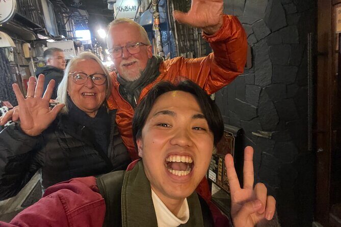 Shibuya: Local Food & Culture Walk in Sangenjaya District - Meeting Hiro and getting your bearings near Carrot Tower