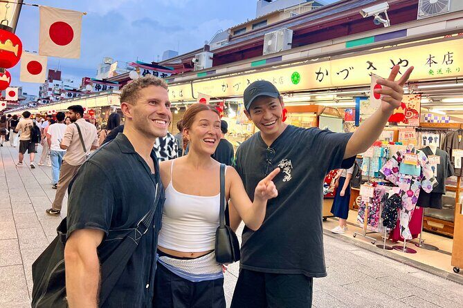 Shinjuku: Private Bar Hopping - Quick Take: what makes this Shinjuku night work