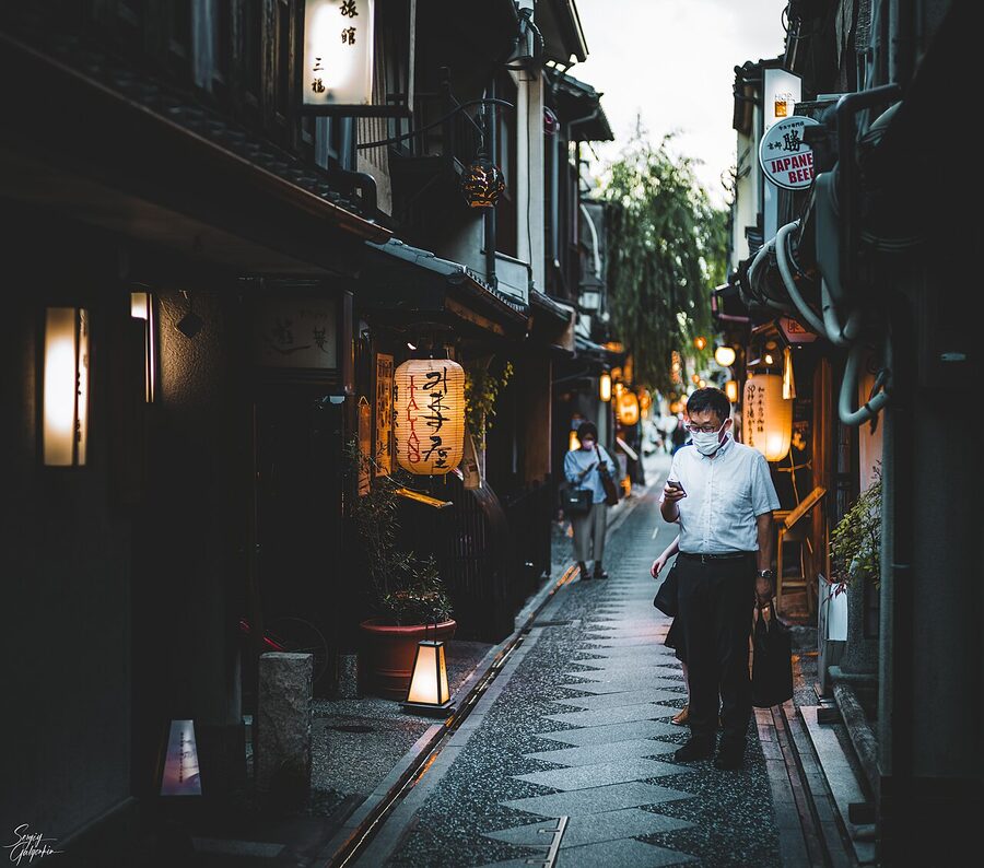 Pontocho alley Kyoto by night