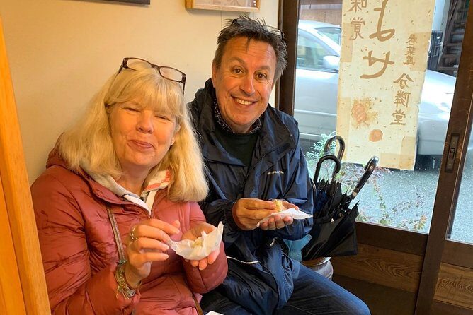 Special Food and Sake Factory Tour in Takayama - Yume Kojo Hida rice-cracker making: fun hands-on time, with one big caveat