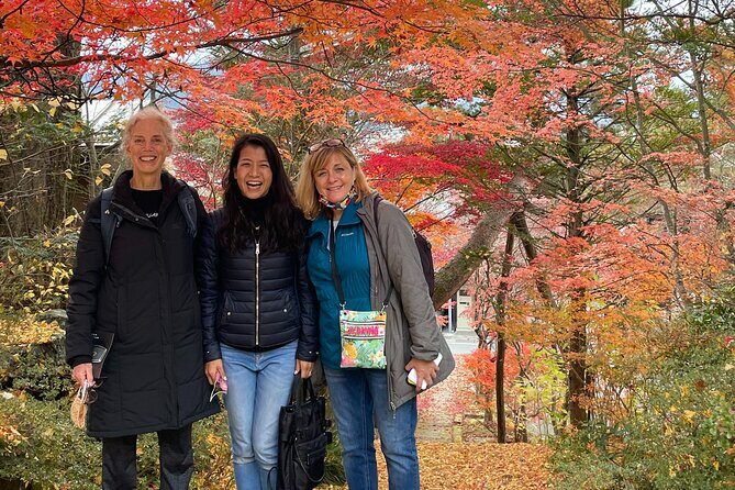 Takayama Local Cuisine, Food & Sake Cultural Tour with Government-Licensed Guide - Morning Market stop 1: Asa-ichi and the habit of shopping early