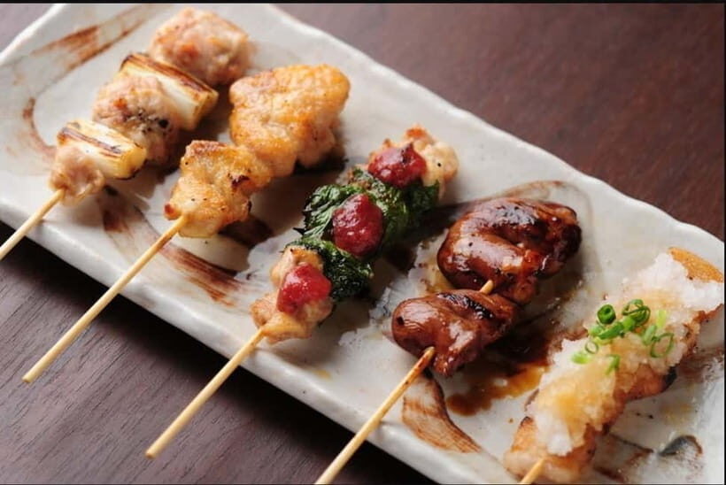 Tokyo: Izakaya Bar at Bistro Fukumimi, Ginza Corridor - Fukumimi Course vs Kushiyaki Satisfaction: Pick Your Skewer Mood