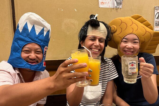 Tokyo Shinjuku Bar Hopping –Wagyu , Ramen & 7 Dishes - Ending near Shinjuku Golden Gai: last look at tiny-bar Tokyo