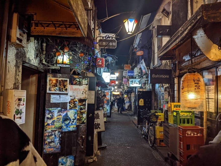 Tokyo: Shinjuku Golden Gai Bar Hopping that only locals know - What you’ll actually do during the 2-hour bar hop