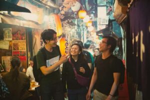 Tokyo: Shinjuku Izakaya and Golden Gai Bar Hopping Tour (2h) - Meeting at Tajimaya Coffee and starting with an actual plan