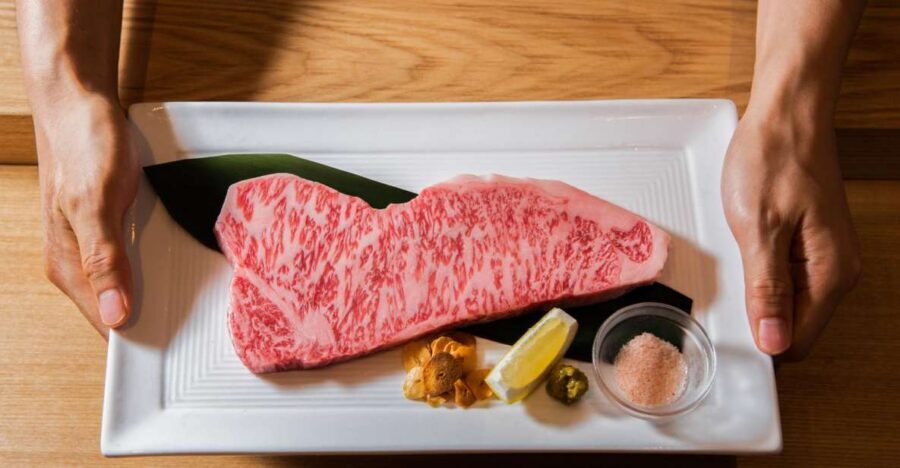 Wagyu & Sake 8 Course Tasting Dinner in Shinjuku - How sake pairing changes the beef bite by bite